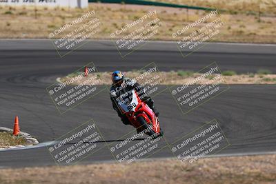 media/Apr-19-2025-AHRMA (Sat) [[3d98ca3309]]/Race/Group 8/Turn 4/